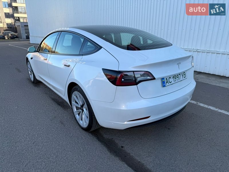 Седан Tesla Model 3 2023 в Луцьку фото 3 Седан Tesla Model 3 2023 в Луцьку