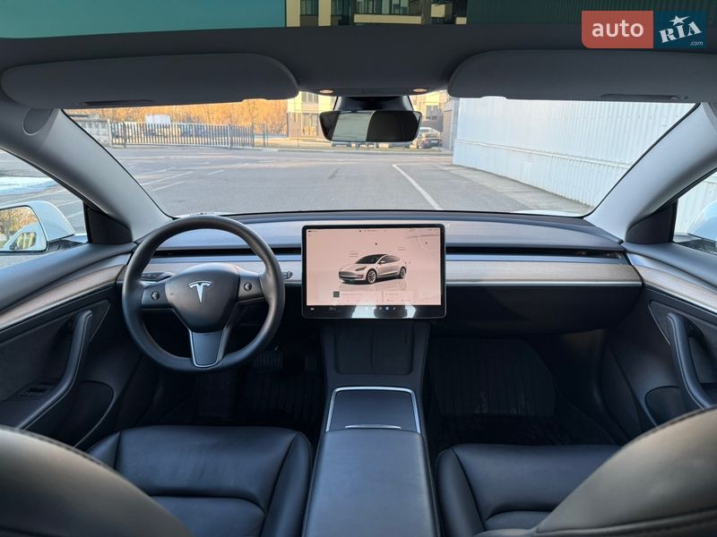 Седан Tesla Model 3 2023 в Луцьку фото 13 Седан Tesla Model 3 2023 в Луцьку