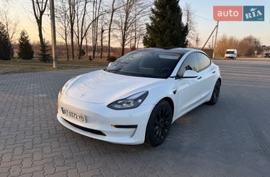 Седан Tesla Model 3 2021 в Коломые