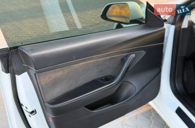 Седан Tesla Model 3 2021 в Коломые