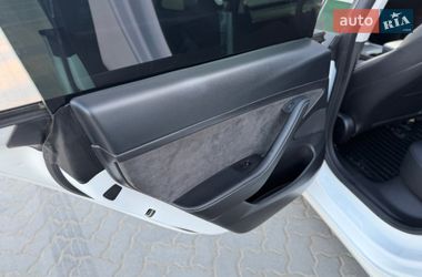Седан Tesla Model 3 2021 в Коломые