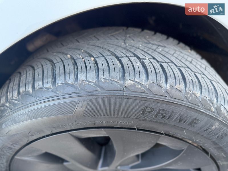 Седан Tesla Model 3 2021 в Коломые