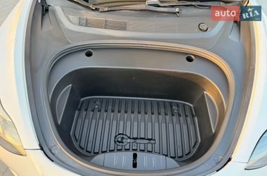 Седан Tesla Model 3 2021 в Коломые