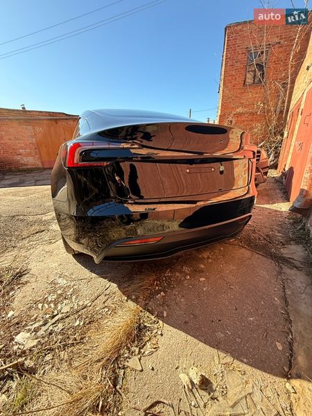 Седан Tesla Model 3 2025 в Харькове