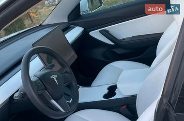 Седан Tesla Model 3 2019 в Житомире