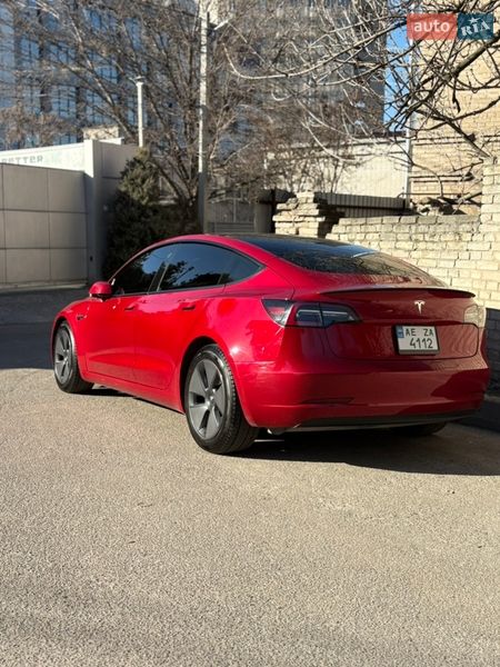 Седан Tesla Model 3 2022 в Днепре