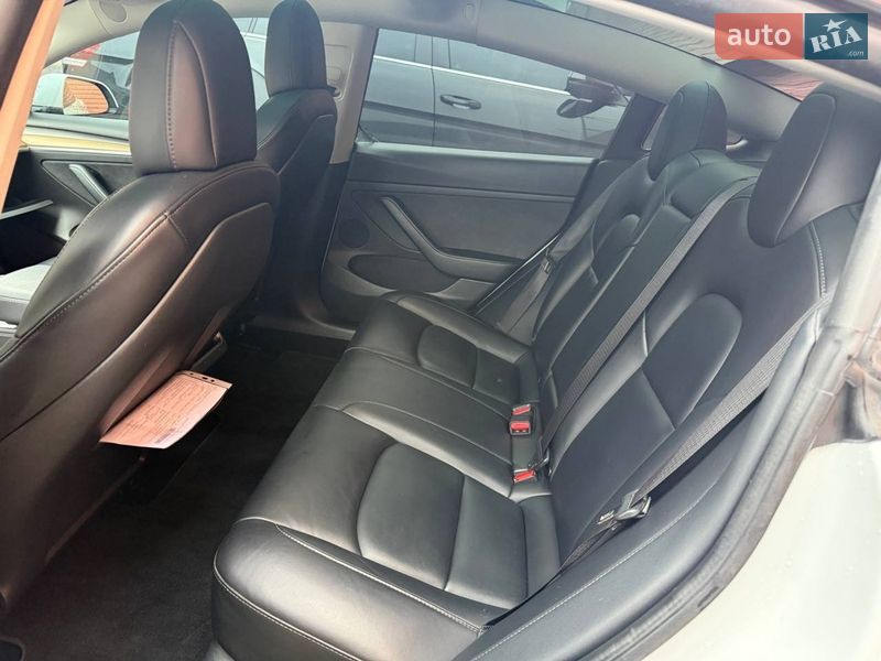 Седан Tesla Model 3 2022 в Києві фото 6 Седан Tesla Model 3 2022 в Києві
