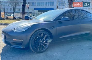 Седан Tesla Model 3 2019 в Киеве
