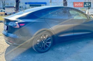 Седан Tesla Model 3 2019 в Киеве