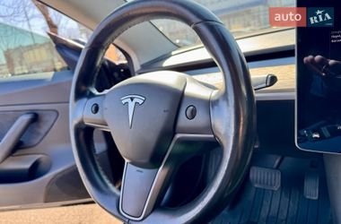 Седан Tesla Model 3 2019 в Киеве