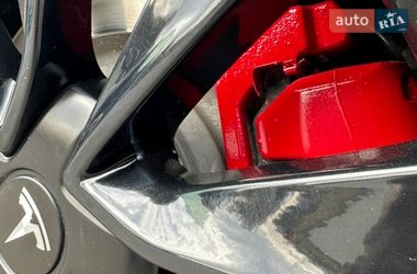 Седан Tesla Model 3 2021 в Львове