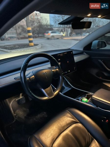 Седан Tesla Model 3 2018 в Каменец-Подольском