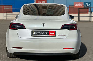 Седан Tesla Model 3 2021 в Одесі