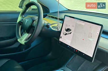 Седан Tesla Model 3 2021 в Одесі