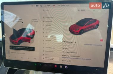Седан Tesla Model 3 2023 в Кременчуге