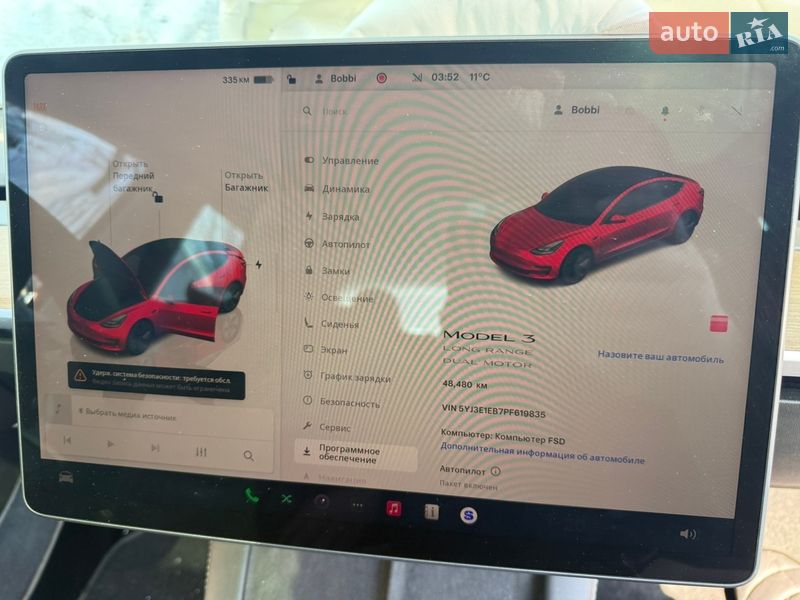 Седан Tesla Model 3 2023 в Кременчуці