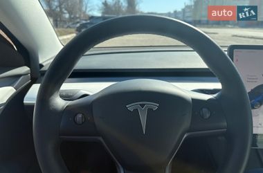 Седан Tesla Model 3 2022 в Киеве