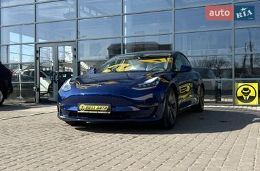 Седан Tesla Model 3 2020 в Ивано-Франковске