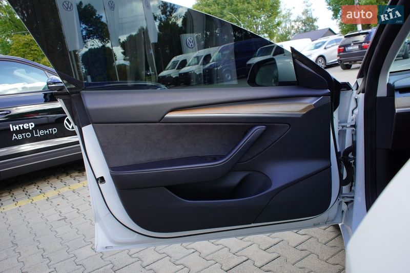 Седан Tesla Model 3 2022 в Житомирі фото 12 Седан Tesla Model 3 2022 в Житомирі
