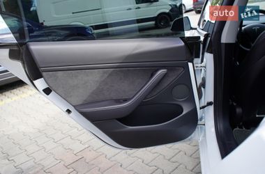 Седан Tesla Model 3 2022 в Житомирі фото 25 Седан Tesla Model 3 2022 в Житомирі