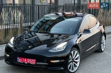 Седан Tesla Model 3 2018 в Луцке