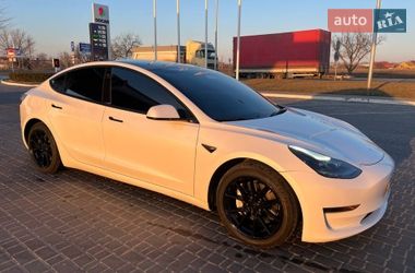Седан Tesla Model 3 2022 в Одессе