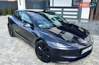 Седан Tesla Model 3 2024 в Стрые