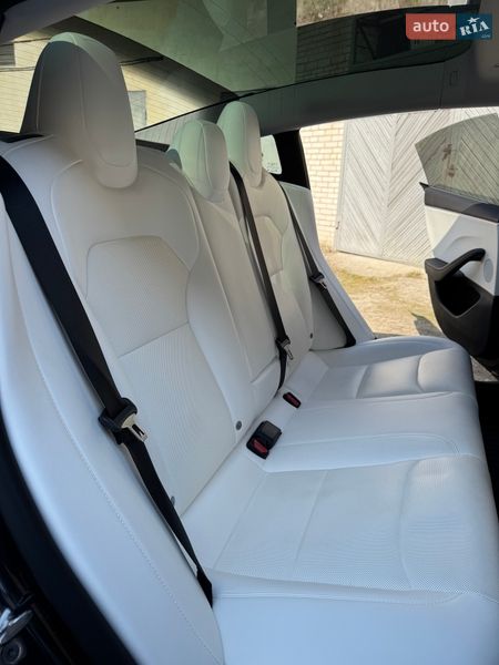 Седан Tesla Model 3 2024 в Ровно фото 23 Седан Tesla Model 3 2024 в Ровно