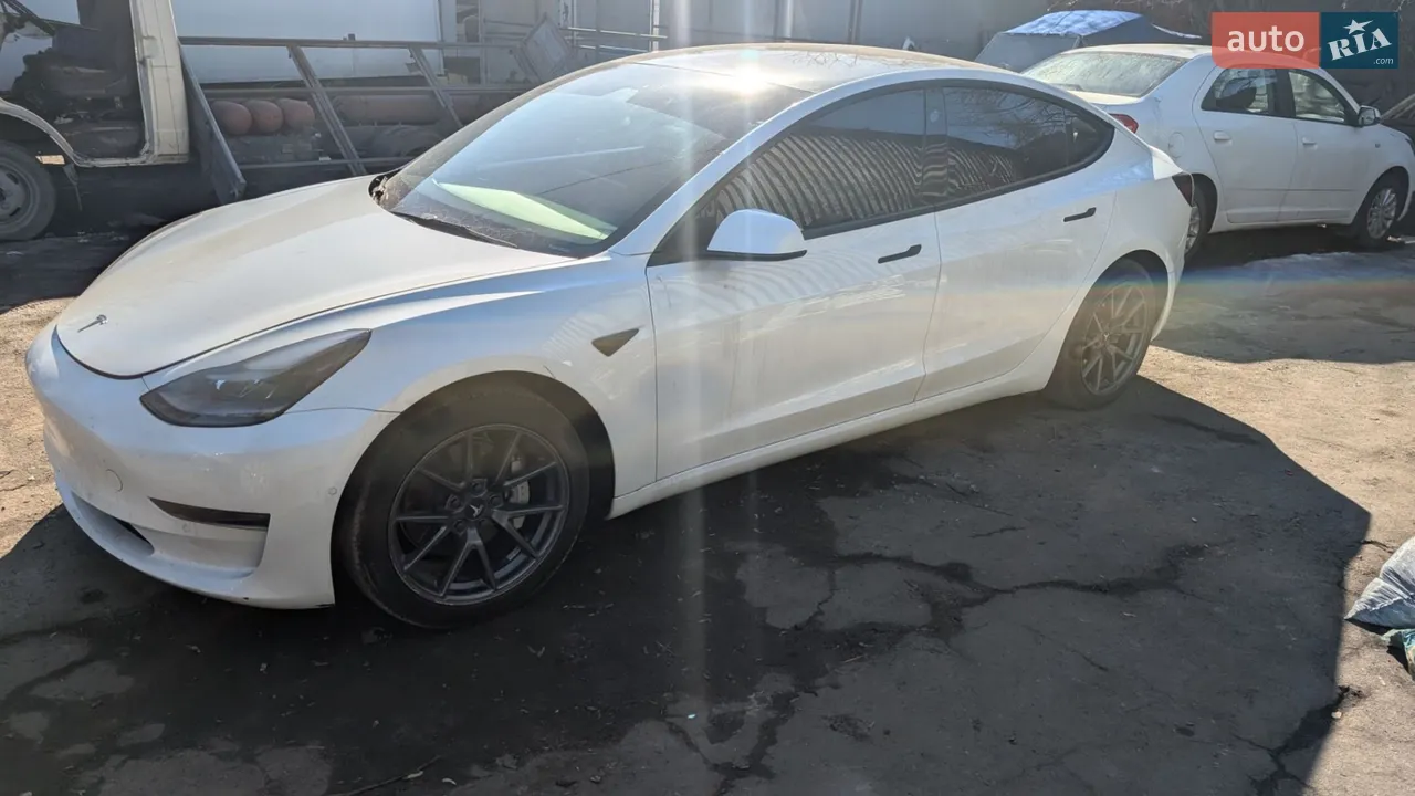 2021 Tesla Model 3 - мініатюра 20