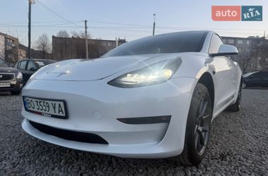 Седан Tesla Model 3 2021 в Кременці