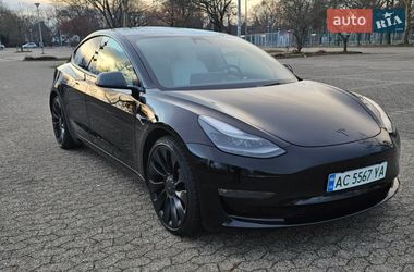 Седан Tesla Model 3 2022 в Львові