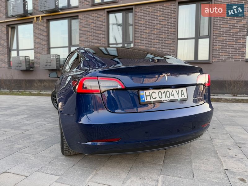 Седан Tesla Model 3 2022 в Львове фото 19 Седан Tesla Model 3 2022 в Львове
