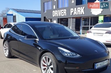 Седан Tesla Model 3 2019 в Барышевке