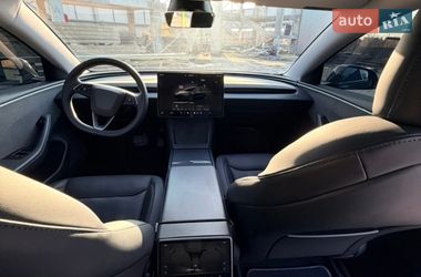 Седан Tesla Model 3 2024 в Виннице