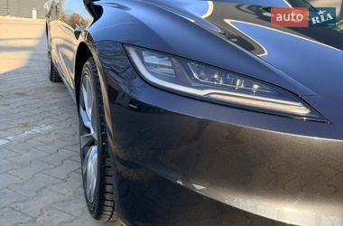 Седан Tesla Model 3 2024 в Виннице