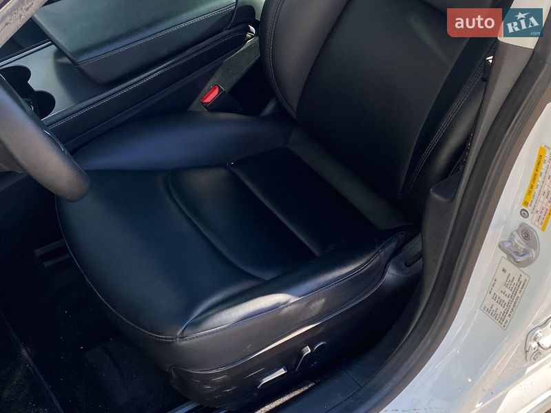 Седан Tesla Model 3 2023 в Киеве фото 13 Седан Tesla Model 3 2023 в Киеве