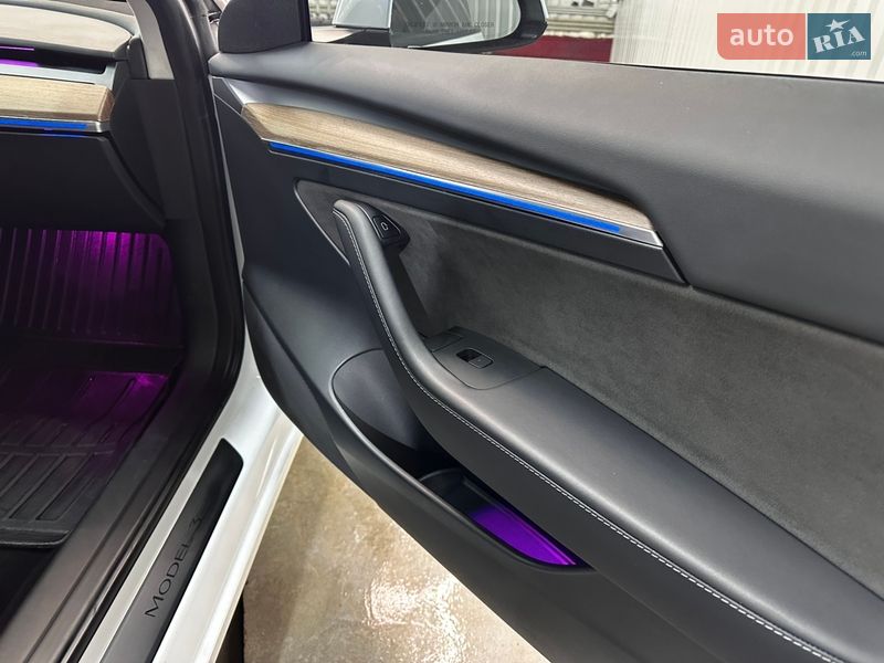 Седан Tesla Model 3 2023 в Днепре фото 10 Седан Tesla Model 3 2023 в Днепре