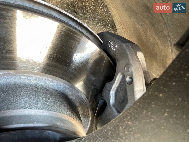 Седан Tesla Model 3 2022 в Киеве