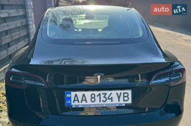 Седан Tesla Model 3 2020 в Киеве