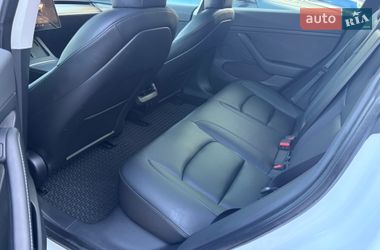 Седан Tesla Model 3 2022 в Днепре
