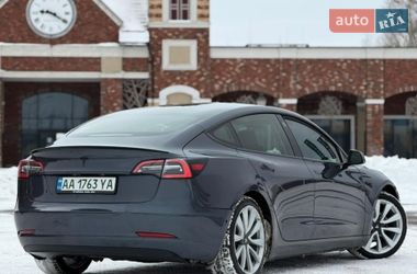 Седан Tesla Model 3 2018 в Киеве