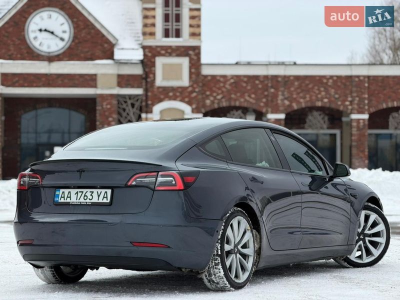 Седан Tesla Model 3 2018 в Киеве фото 5 Седан Tesla Model 3 2018 в Киеве