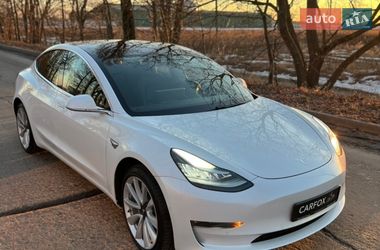 Седан Tesla Model 3 2019 в Броварах