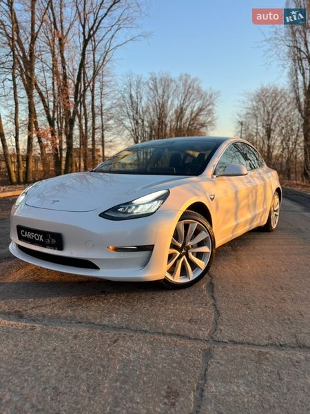 Tesla Model 3 2019 Tesla Model 3 2019