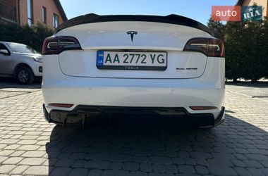 Седан Tesla Model 3 2021 в Виннице