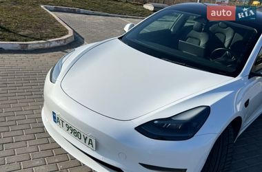 Седан Tesla Model 3 2022 в Ивано-Франковске