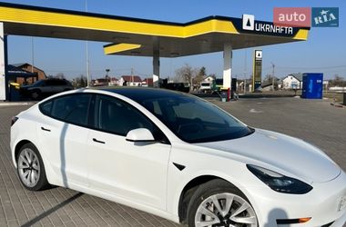 Седан Tesla Model 3 2022 в Ивано-Франковске