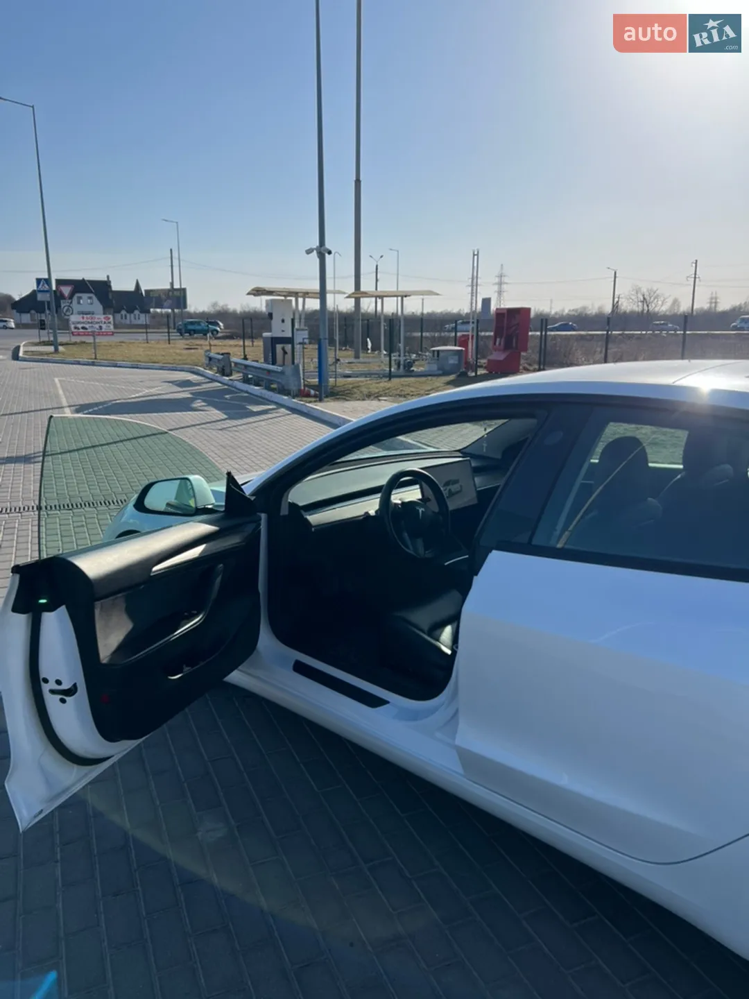 2022 Tesla Model 3 - мініатюра 17