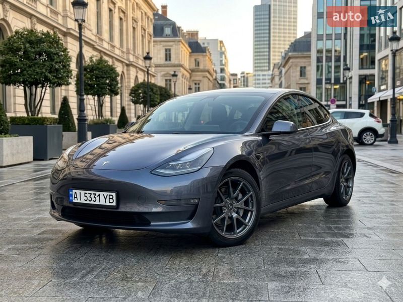 Tesla Model 3 2023