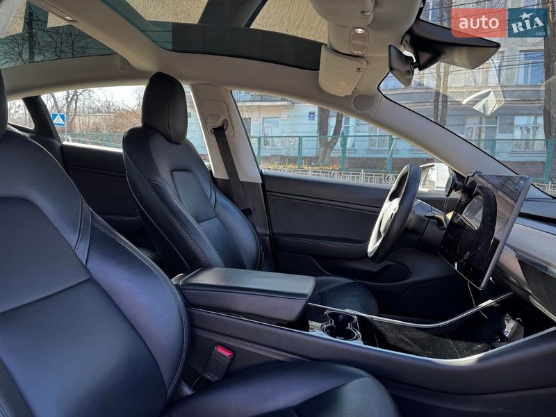 Седан Tesla Model 3 2020 в Киеве фото 31 Седан Tesla Model 3 2020 в Киеве